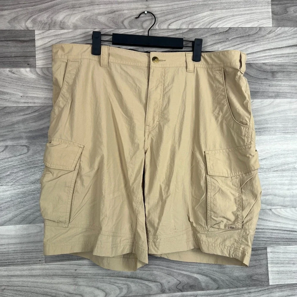 REI Cargo Shorts Mens XXL Beige Nylon Utility Pockets Hiking Outdoor Lightweight